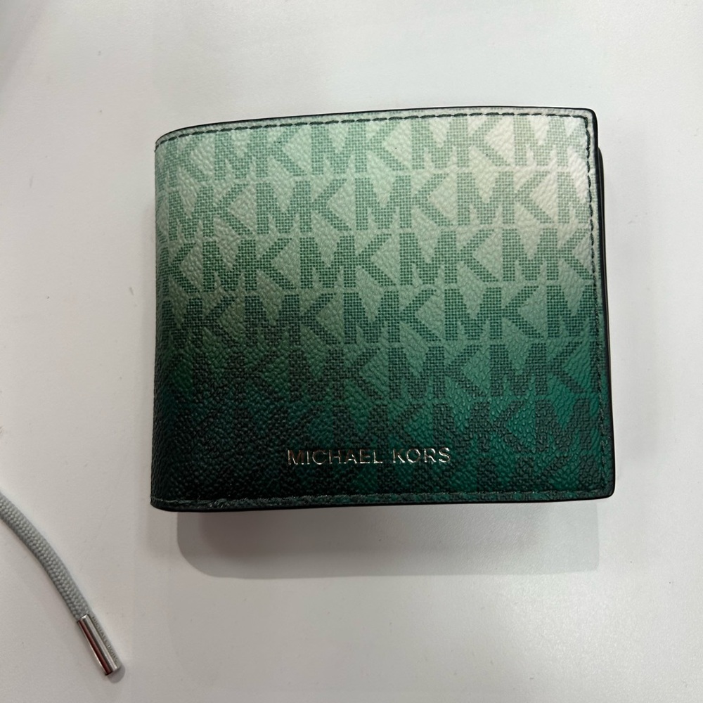 Michael Kors Cooper Billfold ID Wallet Bifold green MK Ombre Logo new